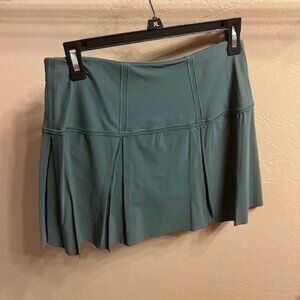 Lululemon Lost In Pace Skirt 6 tall